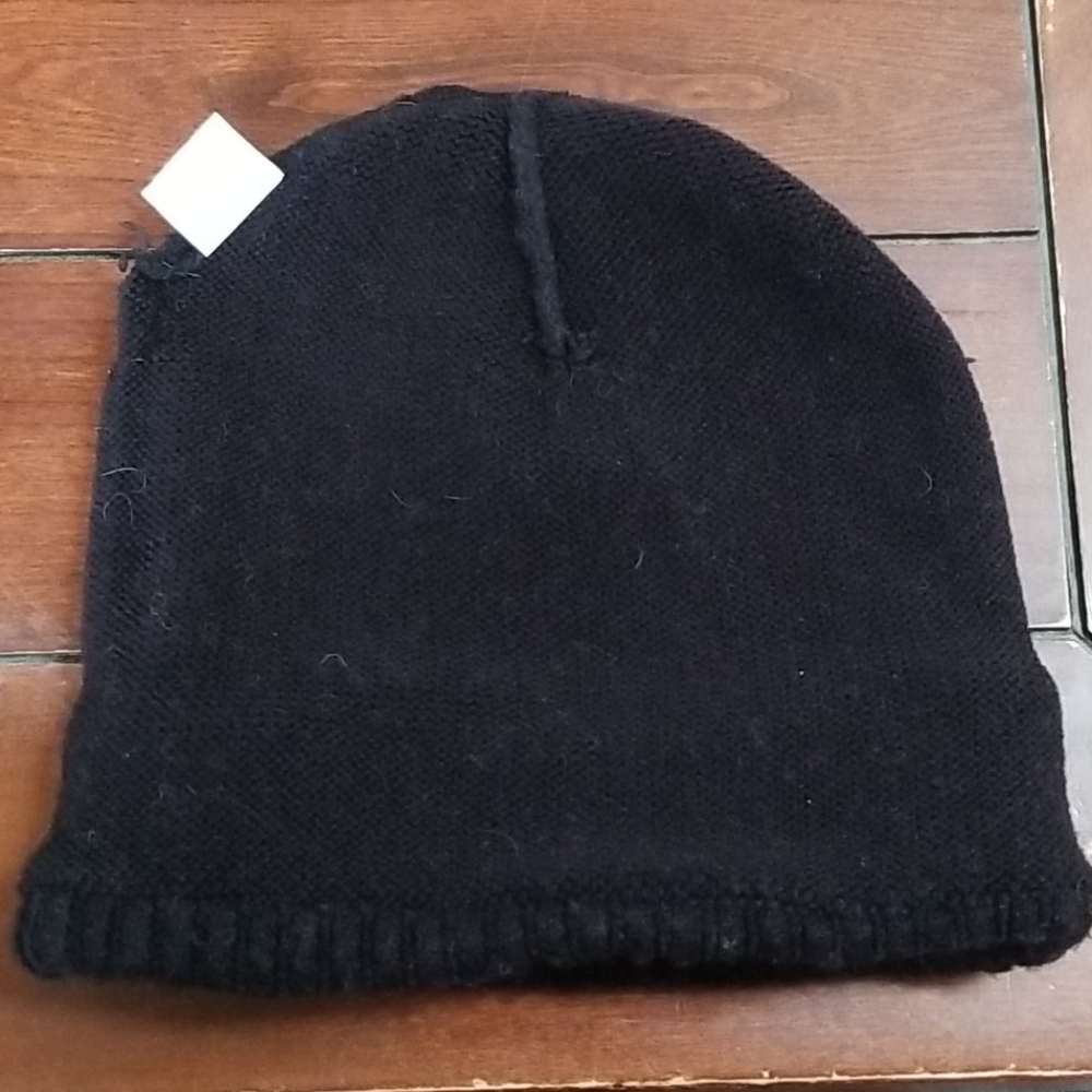 Winter hat - Picture 2 of 6